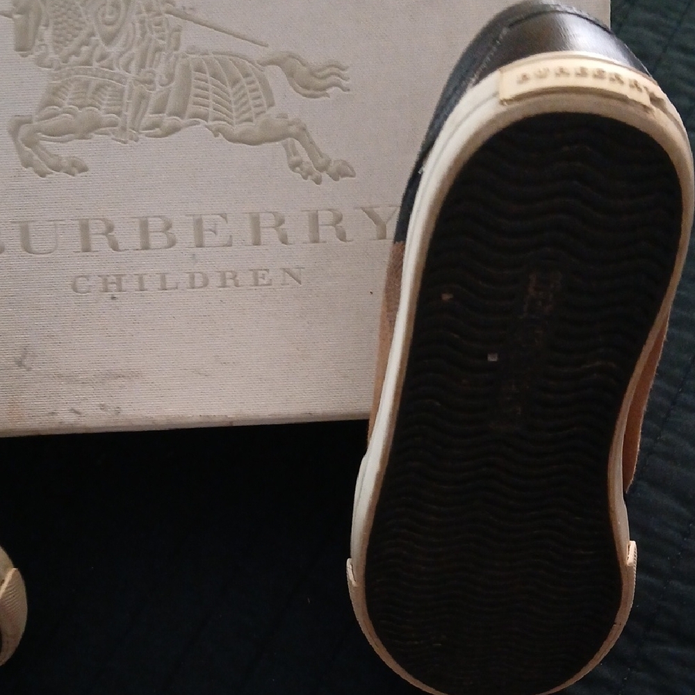 Burberry Kids Leather and Check Velcro Sneakers in Black and Tan - Picture 7 of 11